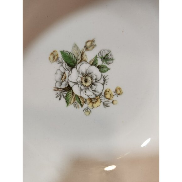 Vtg Royal Tudor Porcelain Linda Floral Pattern 5" Fruit/Dessert Bowls Set Of 4 - Picture 5 of 7